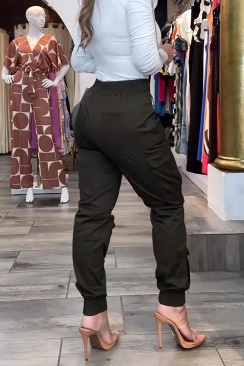 Stretched-Foot Cargo Pants