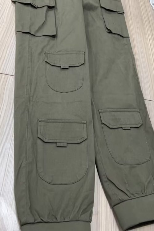 Stretched-Foot Cargo Pants
